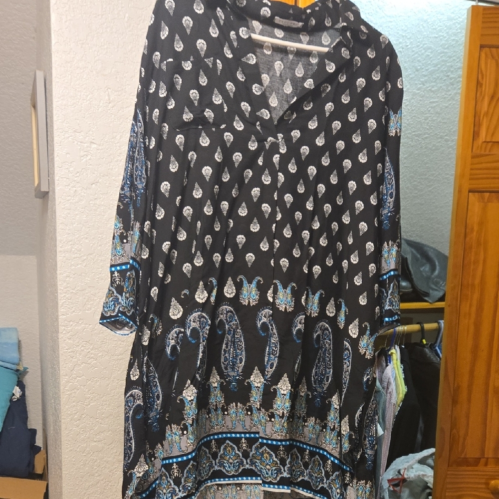 Black and Blue Paisley Pattern Dress